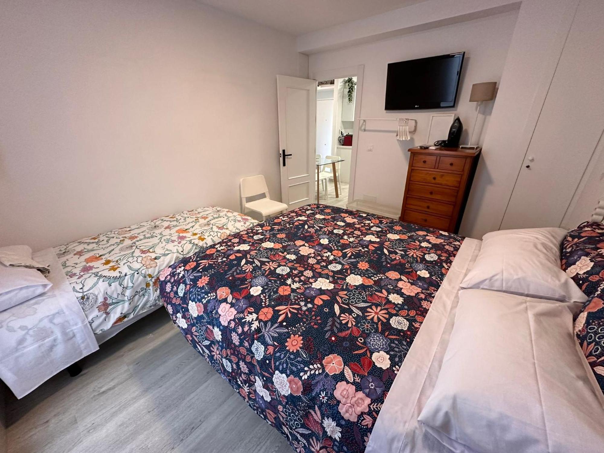 Gran Ritz Apartamentos Especial Terraza Exclusiva C Zenete Малага Экстерьер фото